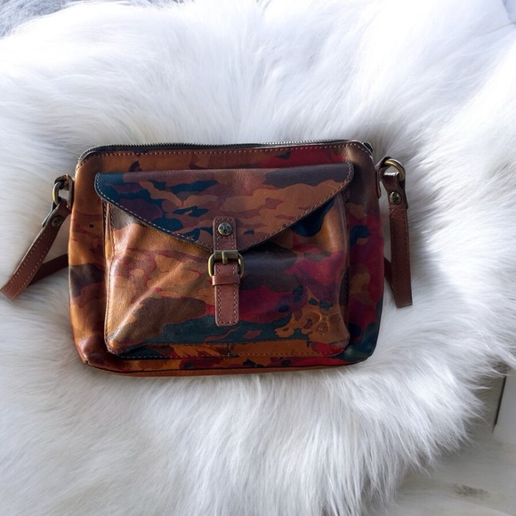 Patricia Nash Avellino Leather Crossbody Bag – Woven Latte Leather, Gold Accents, Adjustable Strap, Multiple Pockets - View #9